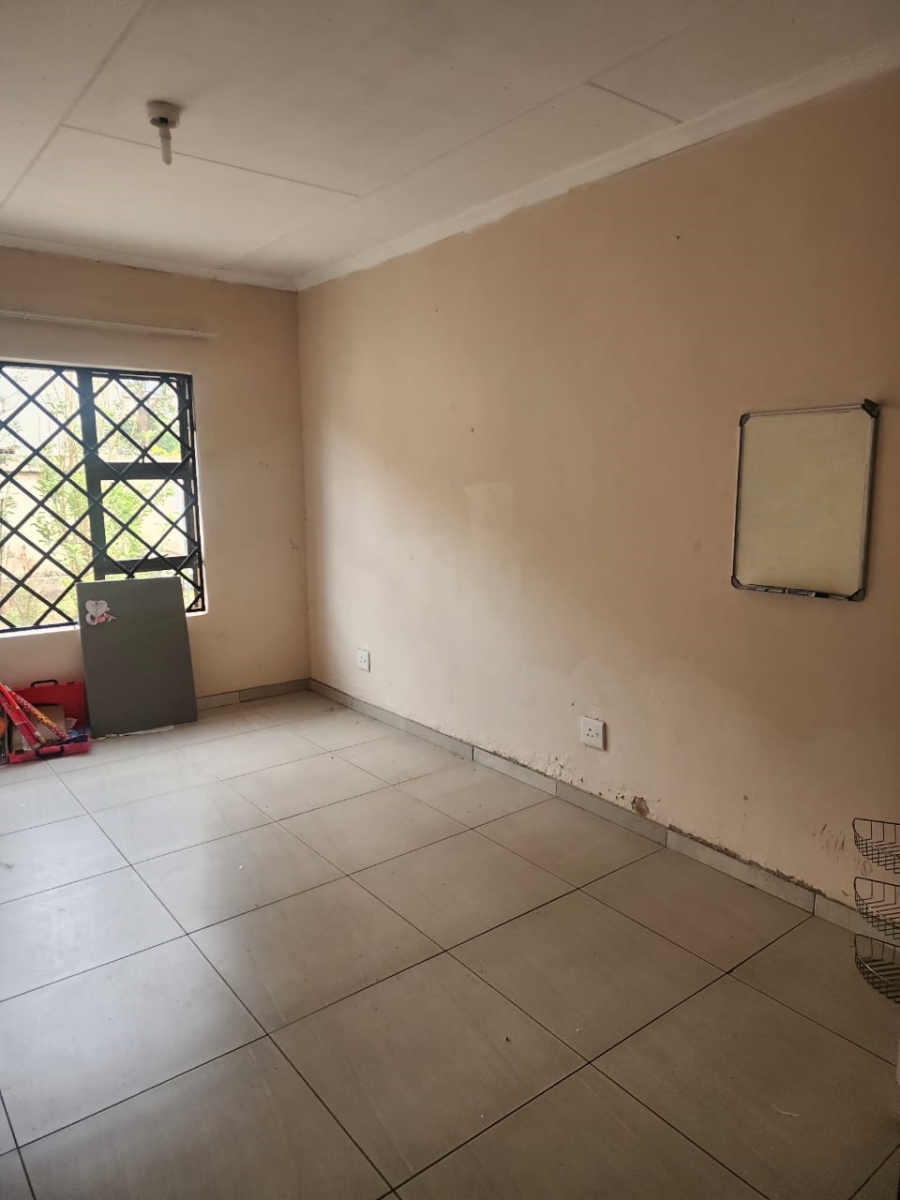 4 Bedroom Property for Sale in Flamwood North West